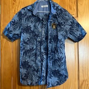 Tommy Bahama Milwaukee Brewers logo short sleeve, button shirt